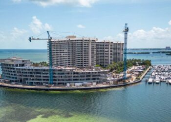 ‘It was heaven. It’s gone.’ Grove Isle residents say Miami broke laws to let tower rise