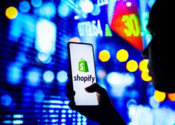 Shopify Shares Plunge 20% In Company’s Worst-Ever Trading Day After E-Commerce Giant Warns Of Sales Slowdown