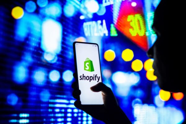Shopify Shares Plunge 20% In Company’s Worst-Ever Trading Day After E-Commerce Giant Warns Of Sales Slowdown
