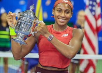 Coco Gauff Is Having Tech Issues While Sabalenka And Swiatek Tussle