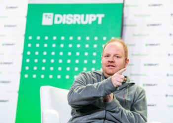 Rippling bans former employees who work at competitors like Deel and Workday from its tender offer stock sale