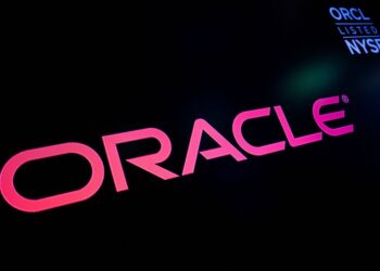 Oracle expects double-digit revenue growth for fiscal 2025 on strong AI demand