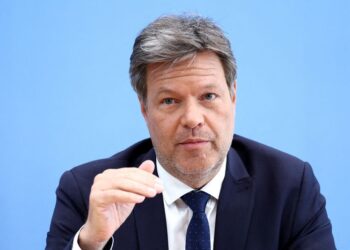 German minister’s visit a chance to defuse trade tensions, China state media say