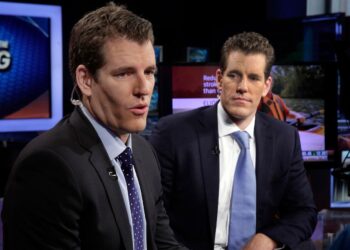 Billionaire Winklevoss Twins Donate $2 Million In Bitcoin To Support Donald Trump