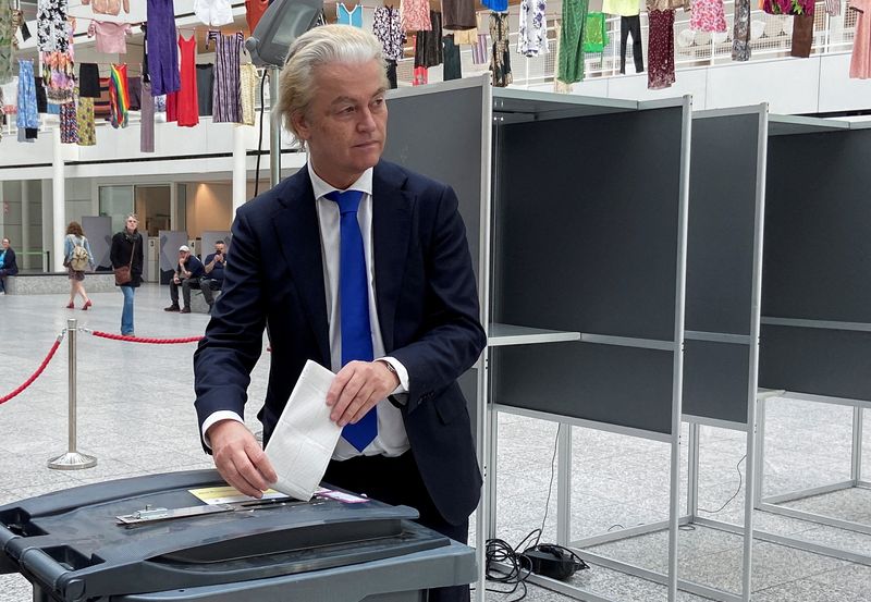 Dutch right-wing government installed as Wilders’ shadow looms large