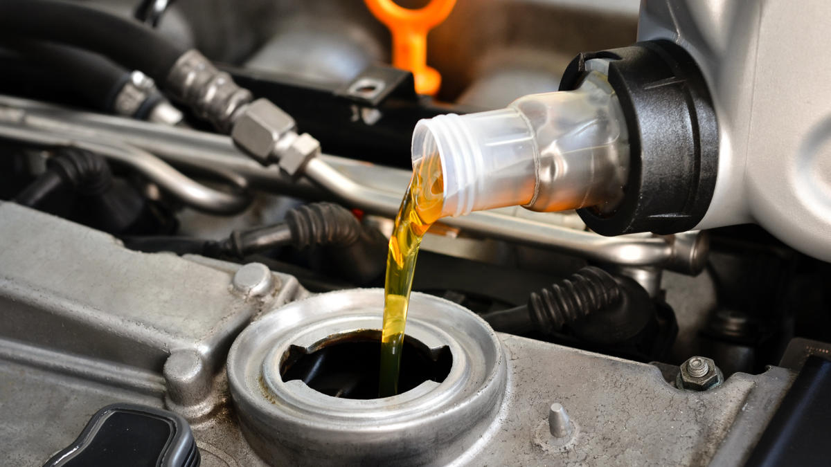 5 Oil Change Scams That Will Cost You Money — or Even Your Car