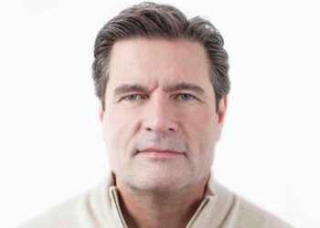 J. Michael Cline Dies In Fall From Midtown Manhattan Hotel Suite; Fandango Founder Was 64