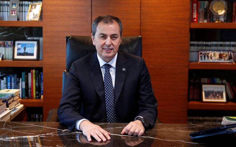 Turkey’s Isbank CEO sees challenges ahead, November rate cut