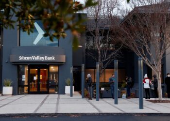 Silicon Valley Bank’s Chinese partner buys out stake in joint venture