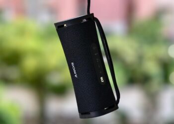 Sony ULT Field 1 Review: Ultimate Speaker For Treks And Campfire Vibes