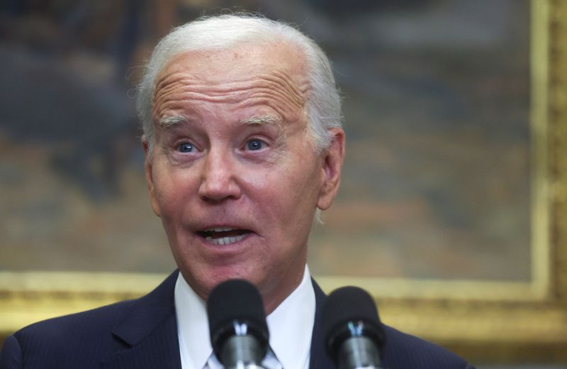 US judge temporarily blocks new Biden student debt relief plan