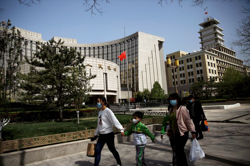 China ex central bank adviser proposes $1.4 trillion in stimulus measures