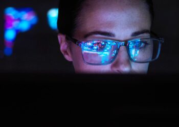 Human Or AI? Avoiding False Positives With AI Detectors