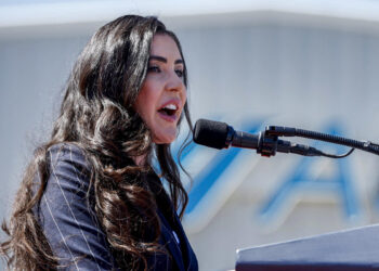 Florida congressional candidate charged with threatening to kill primary opponent