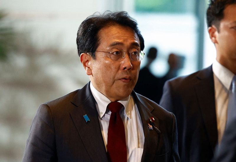 Japan trusts BOJ on monetary policy, economy minister says