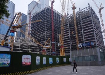 China flags more fiscal stimulus for economy, leaves out key details on size