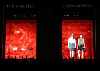 LVMH sales fall 3% as China demand for luxury goods worsens