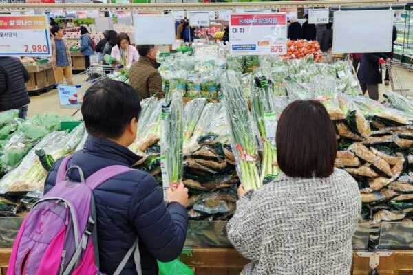 South Korea economy likely returned to growth in Q3: Reuters poll