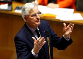 Budget woes put French borrowing costs equal with crisis-scarred Greece