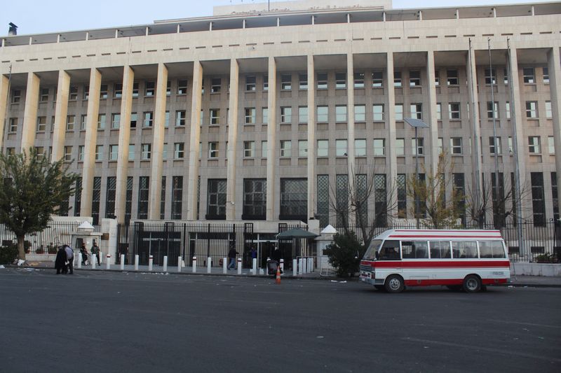 Syria central bank vaults left unscathed by Damascus looters, sources say