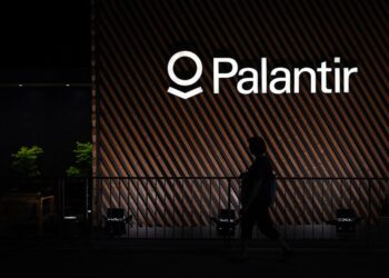 Palantir Stock Went 4.5x This Year: Time To Rethink?