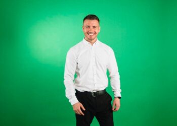 12 Critical Leadership Skills For Authentic Leaders In 2025