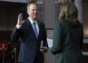 Schiff’s swearing-in sets record in U.S. Senate