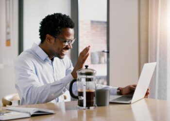 13 High-Income Skills All Freelancers Need In 2025