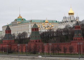 Trump says he would sanction Russia if Putin does not negotiate on Ukraine