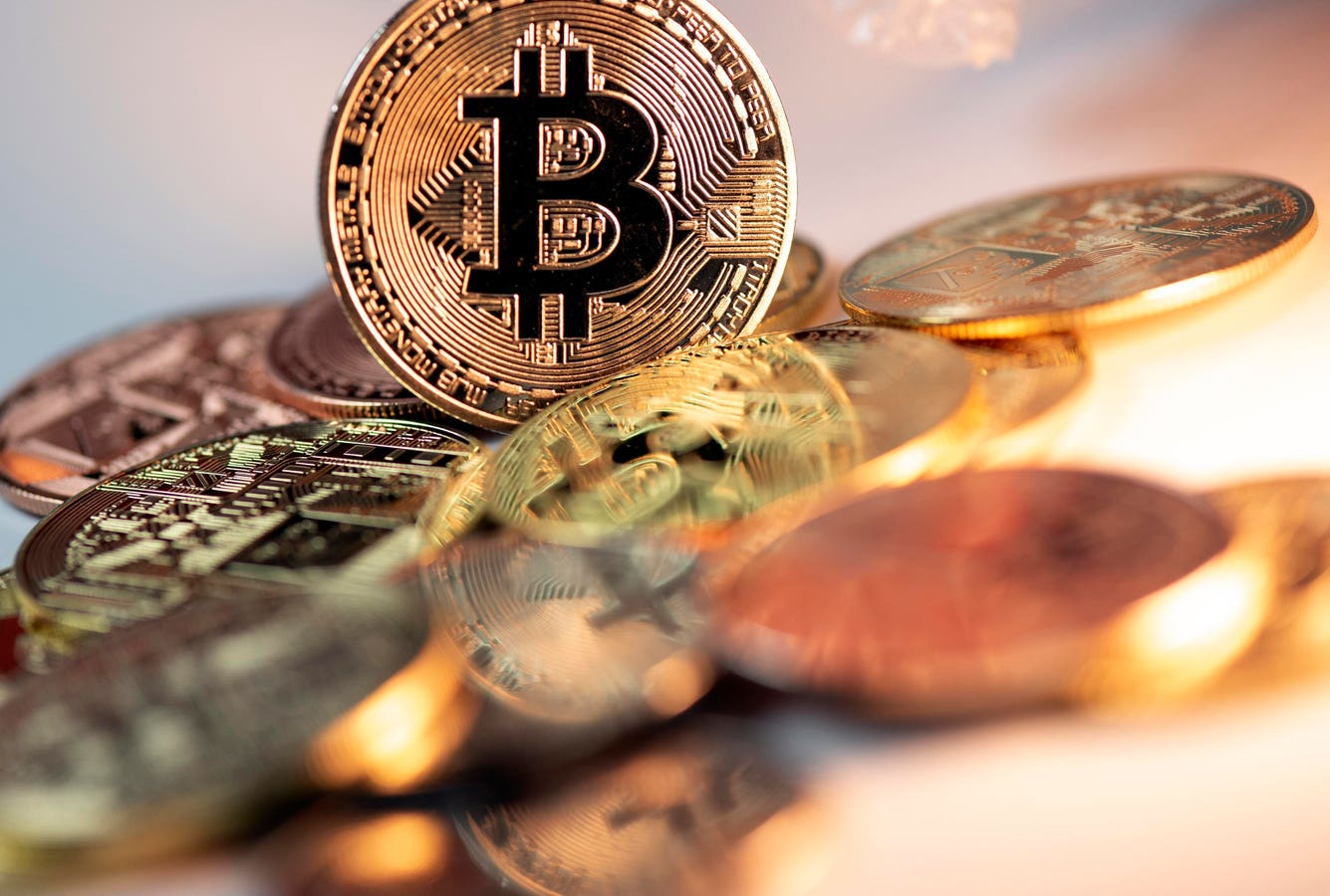 How A Little Bitcoin Could Have Transformed Your Portfolio