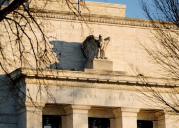 Column-Why forecasters stand firm on shifting economic sands: McGeever