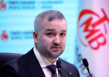 Turkish central bank ‘ready to act’ against risks in rate-cutting cycle, governor says