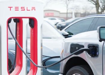 Trump administration reportedly shutting down federal EV chargers nationwide