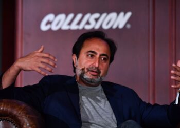 General Catalyst loses three top investors as the firm expands beyond venture, contemplates IPO