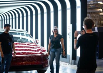 tesla-delivers-first-new-model-y-juniper-to-customers-at-gigafactory