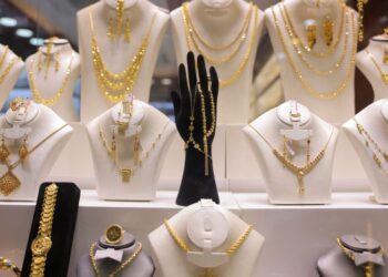 Gold hits record high as tariff uncertainty fuels safe-haven demand