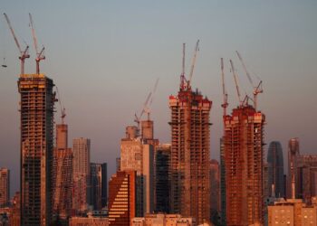 OECD sees Israeli economic rebound if military conflicts ebb