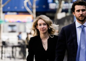 Elizabeth Holmes’ partner reportedly fundraising for new blood-testing startup