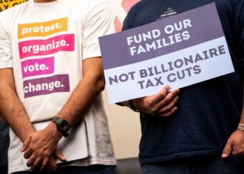 Trump agenda hits speed bump in US Congress as hardliners revolt