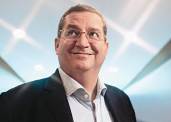 This Billionaire Immigrant Is Racing Elon Musk To Connect Your Phone From Space