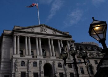 Bank of England is ‘not sanguine’ about inflation hump, Greene says