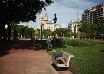 Argentina GDP growth fastest since 2022, though lagging forecasts