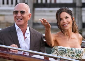 Here’s How Much The Bezos-Sánchez Wedding Extravaganza Really Cost