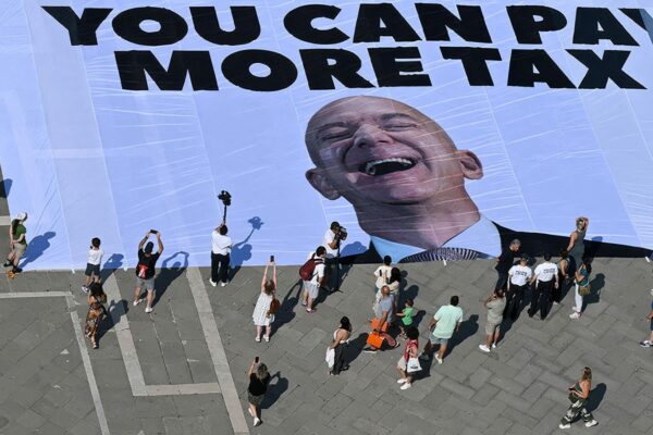 Wedding Protesters Say Bezos Should Pay More Tax. Here’s How Much He Likely Did Pay