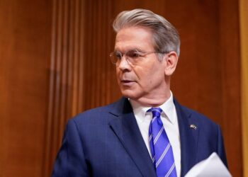 US could collect $300 billion in tariff revenue this year, Treasury chief says