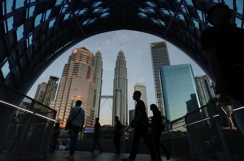 Malaysia’s economy grew 4.5% y/y in Q2, advance estimates show