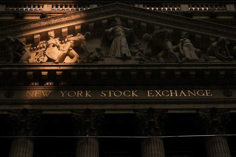 Trading Day: Stocks bounce back, bonds more cautious