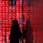 Asian stocks climb, dollar droops on Fed easing bets