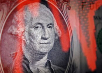 Dollar slips as data keep September rate cut on table; eyes on Trump-Putin meeting