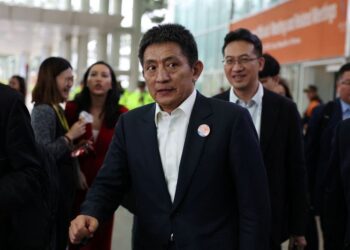 China’s trade envoy meets US officials to discuss economic ties